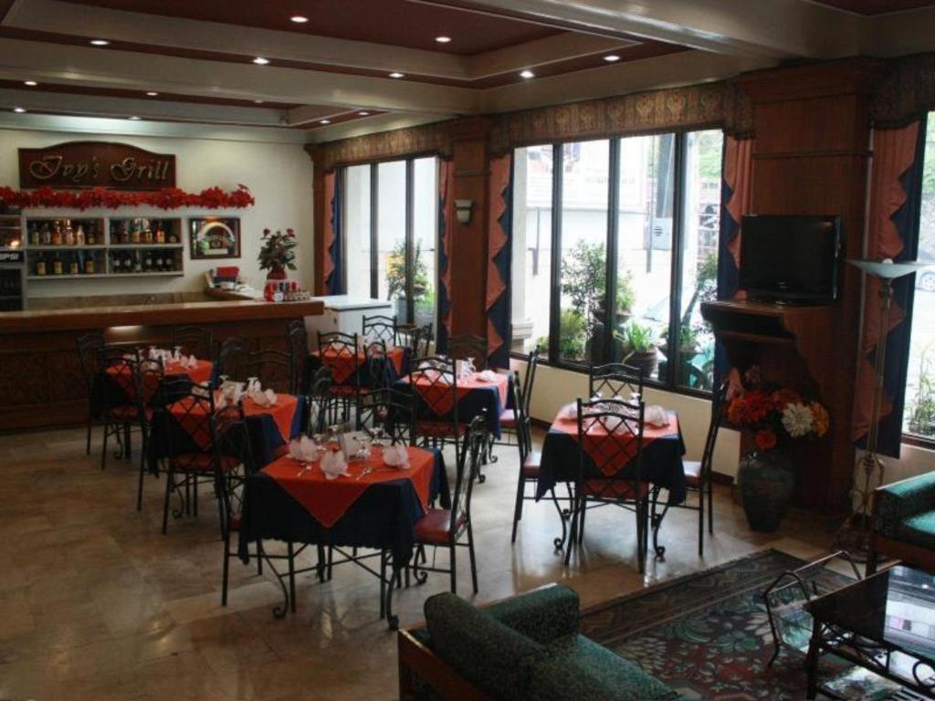 Hotel Supreme Baguio City Exteriör bild
