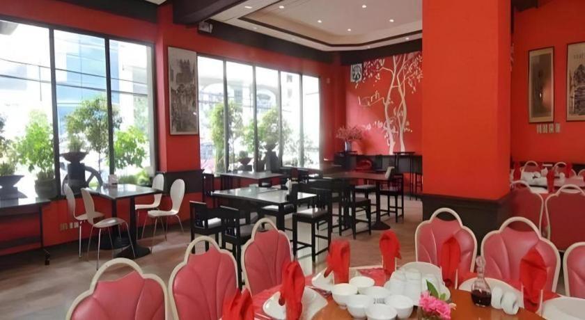 Hotel Supreme Baguio City Exteriör bild