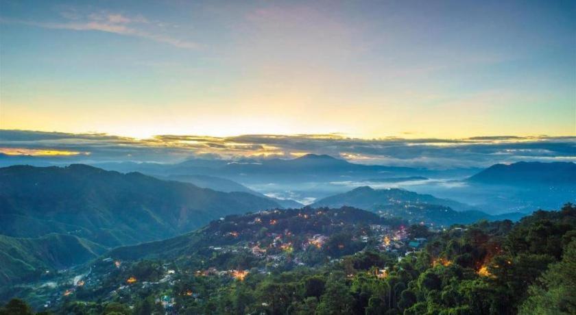 Hotel Supreme Baguio City Exteriör bild